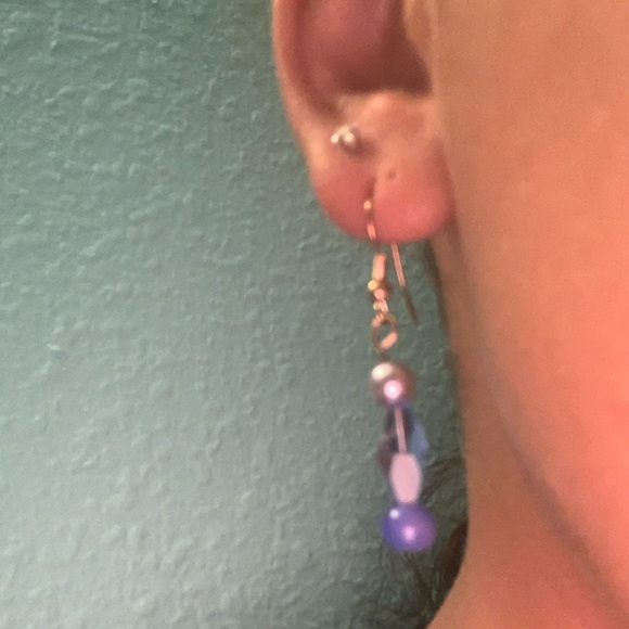 Silver,blue, & purple dangling earring. - Picture 2 of 3